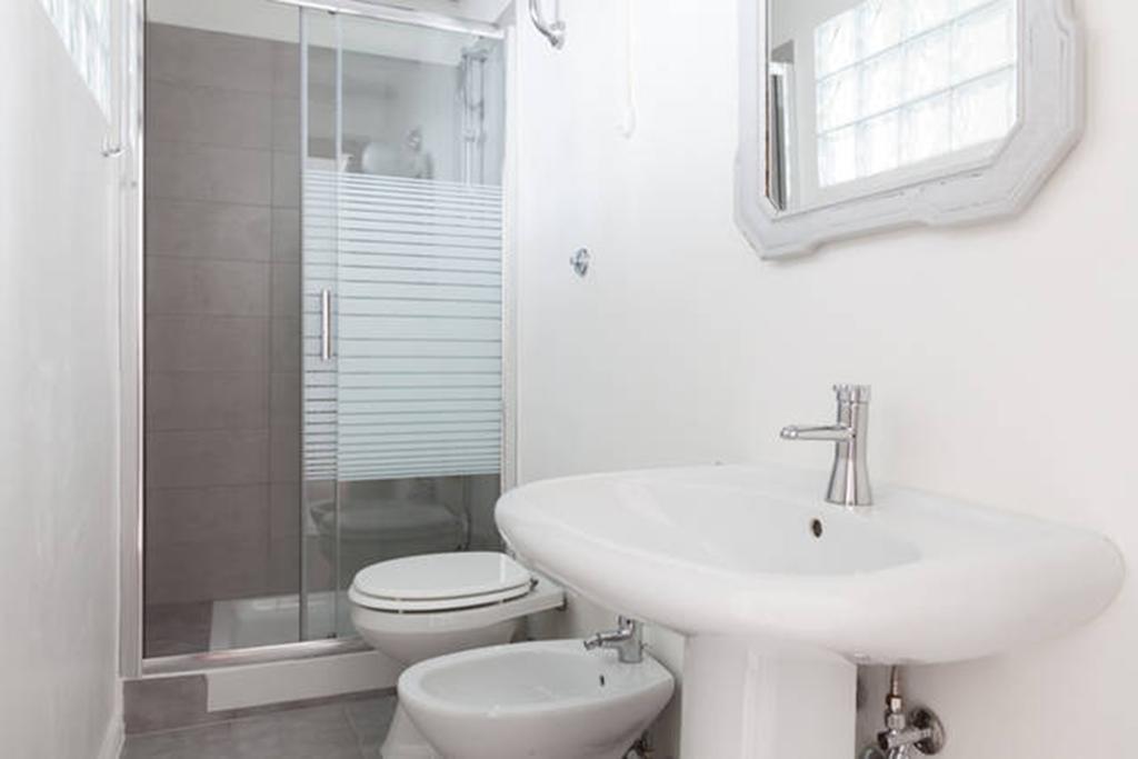 Domus Merulana Bed And Breakfast Ρώμη Δωμάτιο φωτογραφία